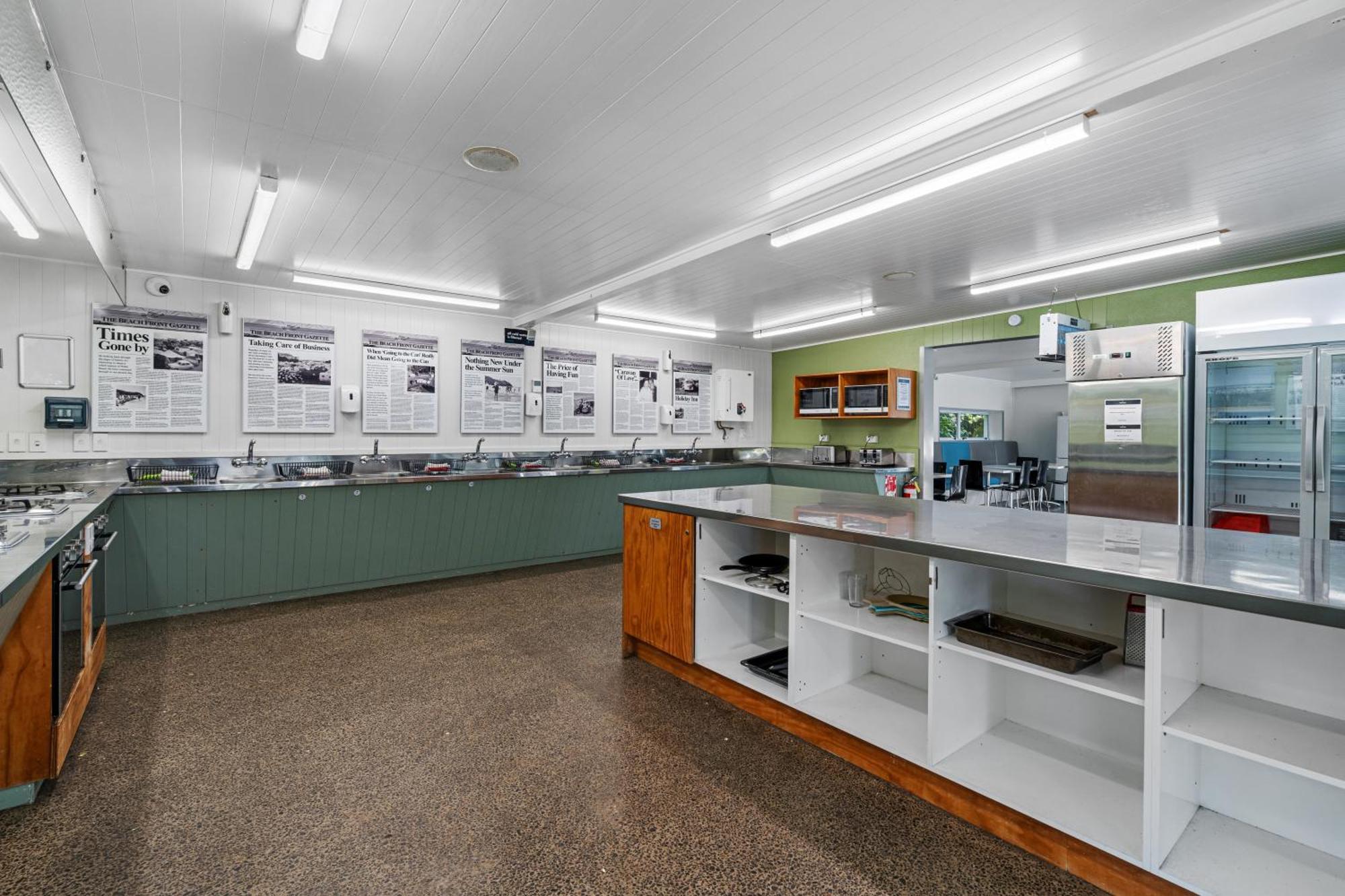 Tasman Holiday Parks - Waihi Beach Dış mekan fotoğraf A laboratory at the University of the Sunshine Coast